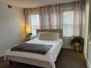 Akron Ohio AirBnB Bright and Cheery Studio