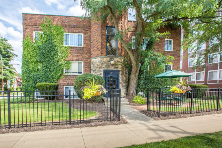 Roundhouse Apartments 221 N Portage Path Akron Ohio 44303