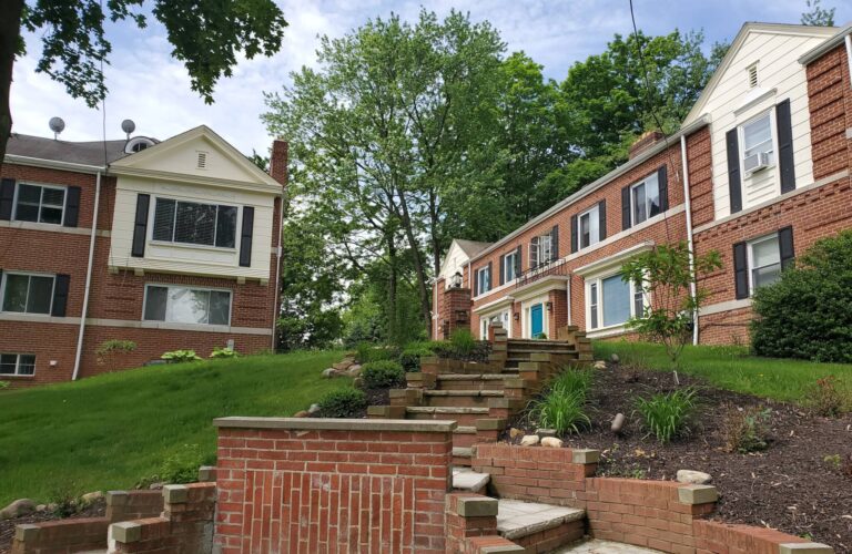 90-96 Merriman Road Akron Ohio